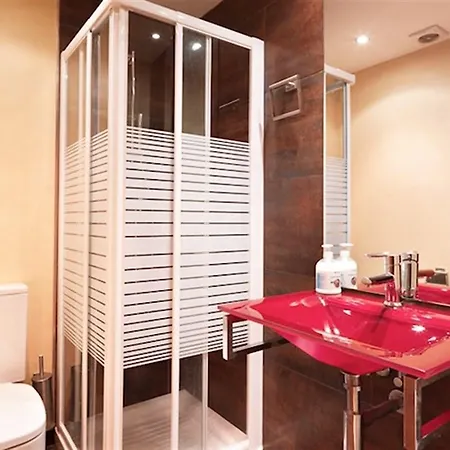 Magnificent 2 Bedroom In Sitges