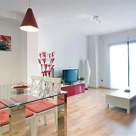 Magnificent 2 Bedroom In * Sitges